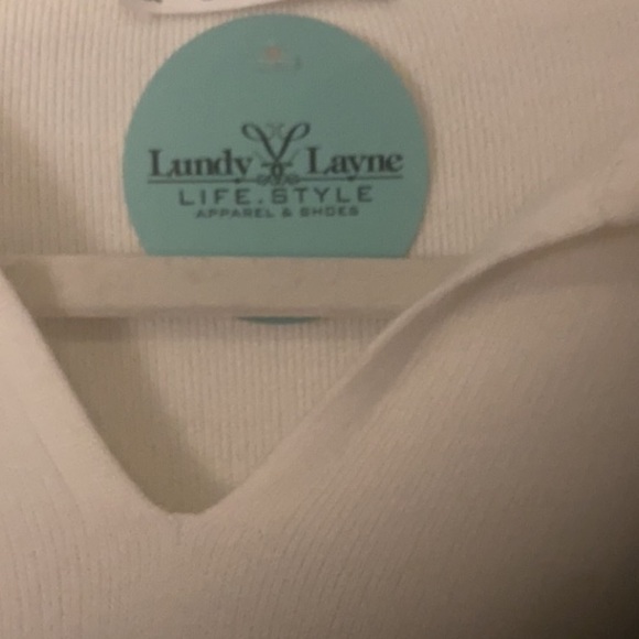 Lundy Lane L sweater new with tags. - Picture 2 of 3